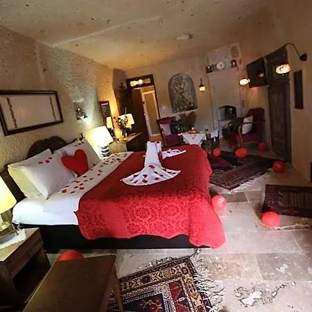 Turkish Cave House 2*
